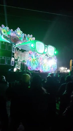 Alien Project en teotihuacan, rave neelix and friends