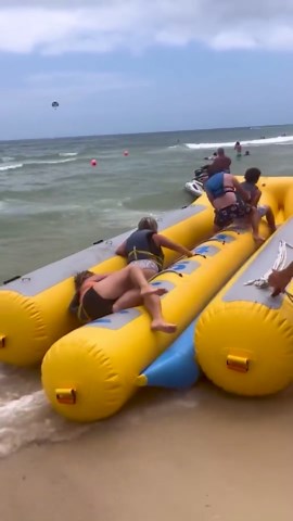 Life’s Funniest Fails You Can’t Stop Watching