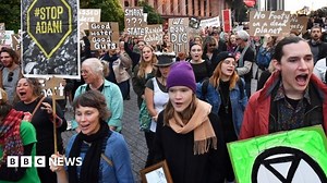 Adani mine: Australia approves controversial coal project