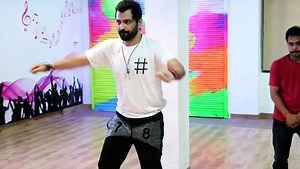 7.6K views · 23 comments | JEE KARDAA  Day 1 practice But manu can't dance Sala.. #song credit goes to team badlapur論 #movie BADLAPUR  #hero @varundvn  #singer #divyakumar  #music #sachin-jigar  #directed #shriramraghavan  | Manu Punjabi | Facebook