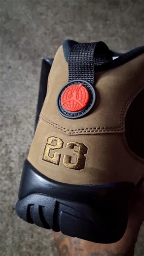 Adding This FLAWLESS OG To My Collection! The Air Jordan 9 OG Olive.