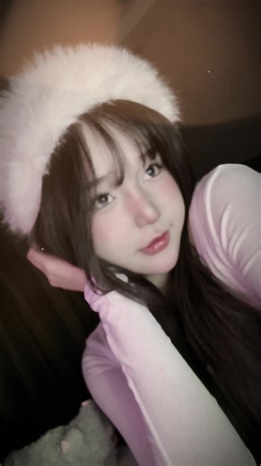 Hẹn hò nhưng kh iu?