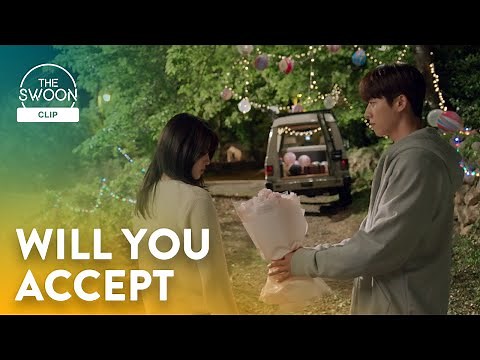 Chae Jong-hyeop takes a chance with flowers and an earnest confession | Nevertheless, Ep 8 [ENG SUB]