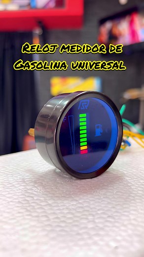 Instalación de Reloj Medidor de Gasolina Universal