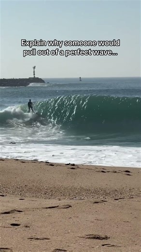 Why would someone pull out of a perfect barrel? 🤔 #surf #surfing #ocean #waves