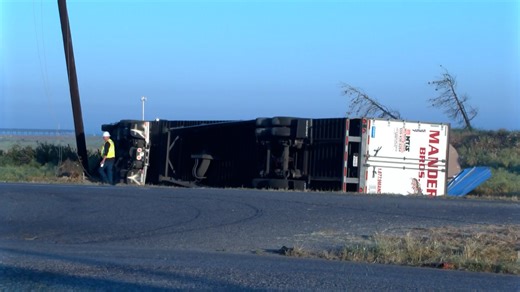 Driver sent to hospital after crash near Firebaugh, CHP says