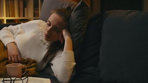 Woman Fell Asleep While She Reading Stock Footage Video (100% Royalty-free) 1072398068 | Shutterstock