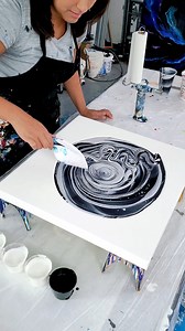 These paints are so much fun to work with! The shimmer they have is so pretty! | MollysArtistry