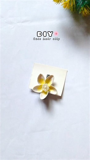 DIY Cute Flower Hair Clip 🌸|| Pista Shell Craft Ideas #diy #craft #art #shorts
