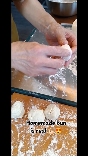 37 reactions · 60 comments | Let's make a homemade bun  Grateful may free tutorial ulit from Auntie!  Gagawa ako next time tas ibebenta ko! ✌ #homemadebuns #highlightseveryonefollowers2025シ゚viralfbreelsfypシ゚viral | Dangskie Raguindin | Facebook