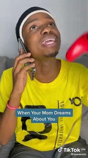 Moses comedy///when your mom dreams about you/// enjoy 🤣🤣🤣