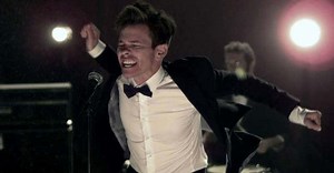 61 Best Last Dance Wedding Songs - Music Industry How To