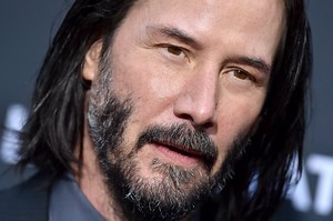 Keanu Reeves Once Traded Movie Roles with Val Kilmer in the 1990s
