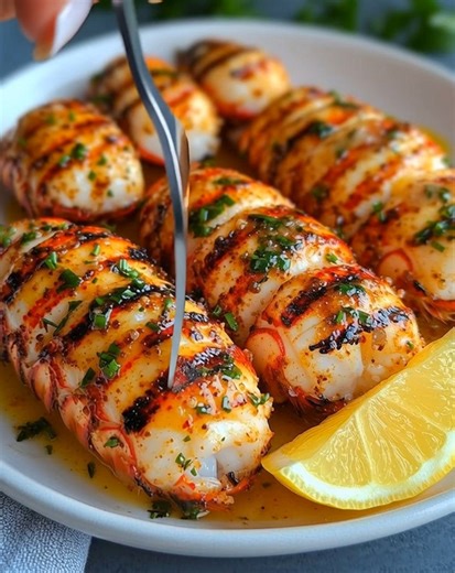 25K views · 272 reactions |  Grilled Lemon Garlic Lobster Tails 咽 A...