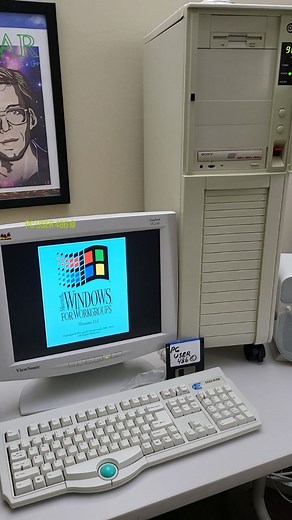 Michael on Instagram: "It's 1994 & you startup Windows 3.11 (Pentium 90mhz) just hit the scene . . . #asmr #retro #nostalgia #microsoft #windows #dos #setup #desktop #vintage #pc #computer #tower #sound #sounds #90s"