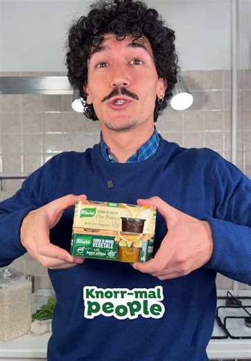 Risotto ai Funghi con Vino Bianco e Brodo Vegetale