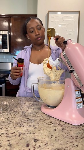 Kennedy Meyers on Instagram: "Hot honey cornbread cookies Crumbl why yall don’t like black people??"