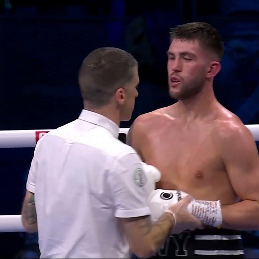 Paddy Donovan Blitzes Danny Ball In Dublin 💥