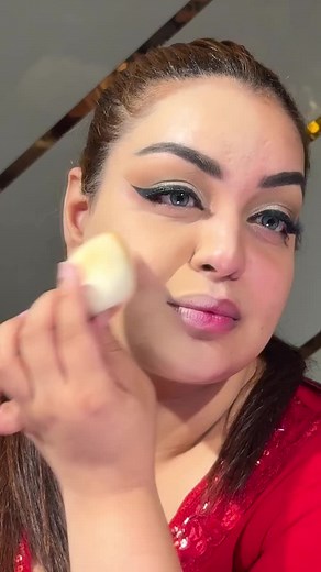 Flicka Silk Touch: Your Essential Makeup Game Changer
