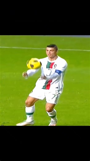 Crazy footwork, unreal control.” 🧠✨⚽ #footballshorts