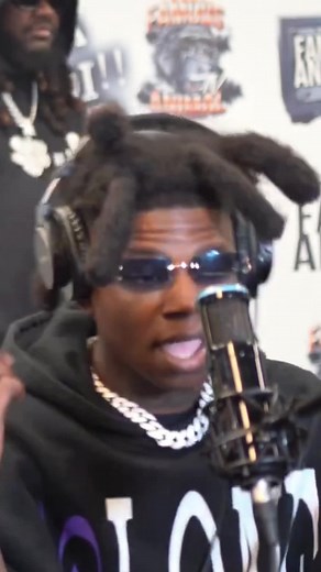 he is the most loyal rapper on this freestyle🔥 #freestyle #loyal #rap #liveperformance #flow #guccimane #lildurk #newrap #fyp #rapplaylistdaily