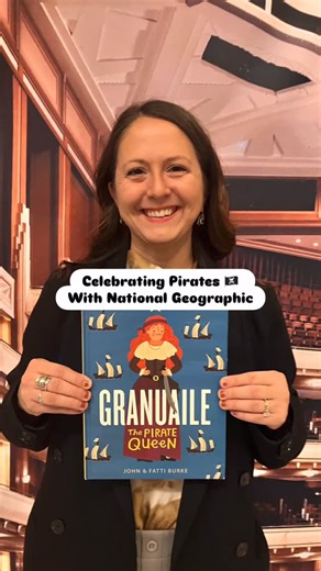 ✨⚓️ Celebrating Pirates with National Geographic ⚓️✨ I finally got to attend a Nat Geo history talk @natgeo — a dream of mine — featuring Lisa Briggs, an underwater archaeologist and explorer. She debunked some of the biggest pirate myths, and the real history is way better: 🏴‍☠️ Black flag = strategy (surrender and no bloodshed) 📜 Pirate democracy (votes, shared loot, written codes) 💰 No buried treasure—pirates spent or traded it 👸🏽 Women were considered bad luck on pirate ships… however, 