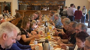 Ein Dankeschön für die Helfer: Brokstedts Bürgermeister lädt zum Frühstück ein