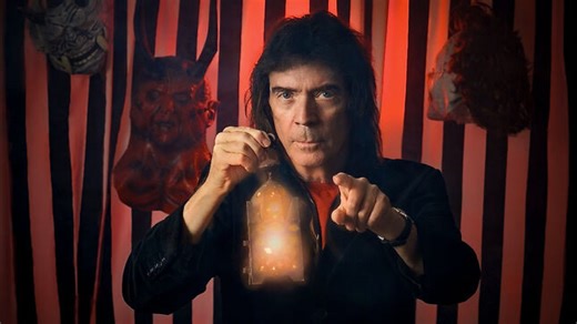 STEVE HACKETT Recalls His Reaction To '80s Thrash And Death Metal - I Don't Dislike Heavy Metal, Believe Me