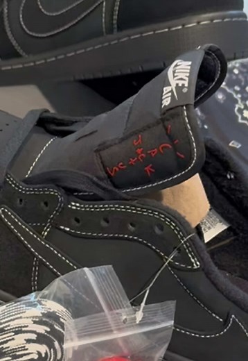 Travis Scott x Nike Air Jordan 1 Retro Low OG ‘Black Phantom’