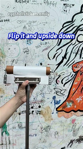 Would you like to put your stickers higher? Extentionable sticker pole is a good choice #graffiti