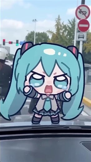 Miku stealing onions