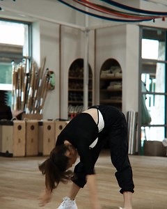 Longevity is protected through intelligent movement, and Tracy’s choreography is built for exactly that. Each sequence supports your spine, strengthens your stabilizers, and teaches your body how to move with integrity for decades to come. Flow through Tracy’s sequences anytime, anywhere, and let your body learn the rhythm of resilience. Begin your free trial and move with purpose today. | Tracy Anderson Method