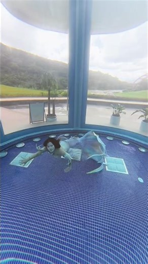 "Beautiful Girl Swimming in Crystal Clear Water 🌊 | Relaxing Pool Vibes"#shorts #ytshorts #swimming