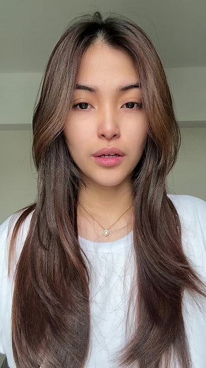 Exploring Cool Tone Makeup and Hair Color Techniques