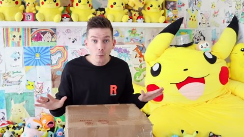 $1500+ VINTAGE POKEMON ITEMS Mystery Box