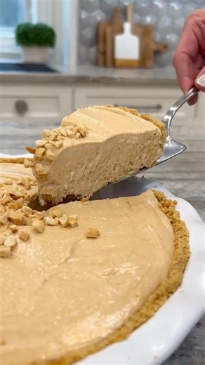 Famous No Bake Peanut Butter Pie