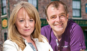 Corrie stars Sally Ann Matthews and Simon Gregson at war over autograph side-hustle - Extra.ie