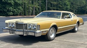 1976 Ford Thunderbird