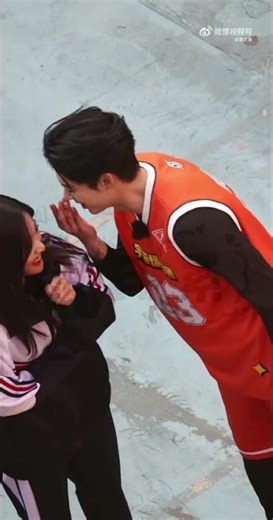 #WangHedi took #Shenyue to his middle school! #VarietyShow #Entertainment #SweetRomance #Universe...