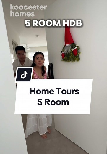 Home Tour of Popular Comedy Couple's Creative Space