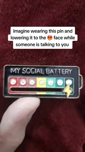 Express your introvert vibes without saying a word! This super cute interactive enamel pin features a colorful battery bar with 7 mood faces (from super drained and frowny to fully charged and happy ). Simply slide the golden lightning bolt to show your current social energy level – perfect for letting friends, coworkers, or classmates know if you're ready to chat or need some recharge time! #SocialBattery #IntrovertPin #MoodPin #EnamelPin #SlidingBrooch