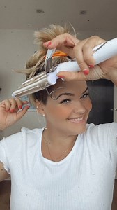 526K views · 1.6K reactions | Using a wave iron on short hair #salirasa #kurzhaarfrisur #curly #cabelocurto #pixiecut #shorthair #shorthairidea #kurzehaare | Salirasa | Facebook