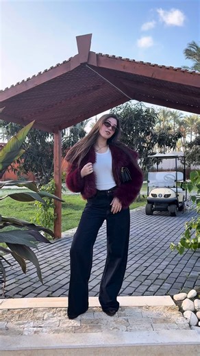 LE Women Wear on Instagram: "We worked so hard on these outfits — every detail was chosen carefully, from the bag to the shoes. The full look is from LE, made to make you stand out effortlessly. ✨"