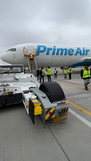 8.2K views · 204 reactions | Thanks to Mike Berg and the team at KSBD Air Hub for showing us the people and machines that put the “Prime” in Amazon Prime Delivery. #AmazonPrime #Boeing767 #AmazonAir #AmazonVestLife #Proud2beKSBD | David Alan Arnold | Facebook