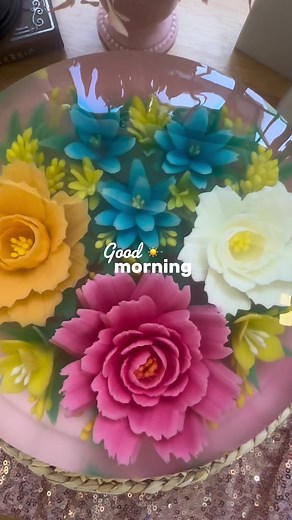 Falling head over heels for these exquisite 3D jelly cake petals! | Oh so Gelée-3DJelly Cake