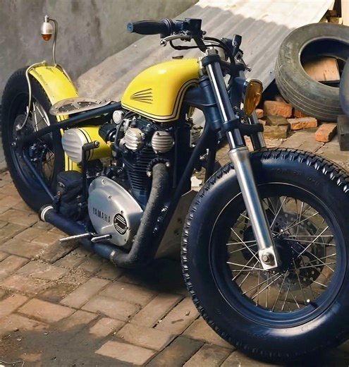 2.7K views · 132 reactions | Gorgeous Yamaha XS650 Bobber Custom  #xs650 #xs650bobber #xs650chopper #chopperlife #custommade #motorcyclelife #custommotorcycle #bobberstyle #chopperstyle | Dream Drives | Facebook