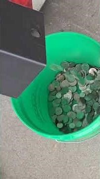 How much $$$ does this Coke machine make?