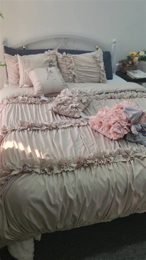 Butterfly and Flower 7-Piece Comforter Set