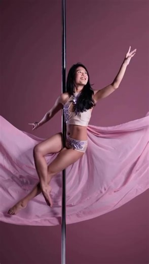 Motherhood was a wild ride, a profound shift where my work-focused self faded. A deep ache to be home with my daughter felt disorienting. In that space, motherhood surfaced buried childhood shadows, patterns showing up in my reactions. Facing those behaviors felt heavy; finding my way through has been a journey back to myself. Building Super Fly Honey, my ‘first baby,’ taught me capability and, more than that, gave me freedom. The space to choose to be home, fully present for my daughter, knowin