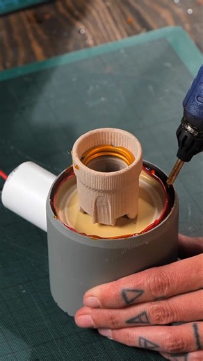 ماذا تحصل عندما تجمع بين جرة من الخيار وأنبوب PVA🤭 | الجانب المشرق Bright Side Arabic